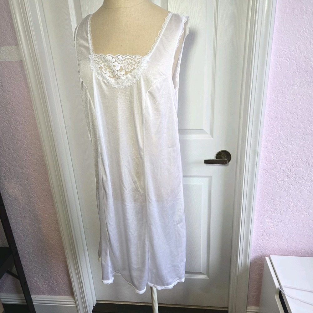 Anthony Richards Vintage White Nylon‎ And Lace Nightgown Size M Lingerie USA